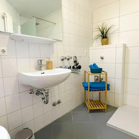 Апартаменты Strandhaus-nordseebrandung-fewo-b1-1 Куксхафен