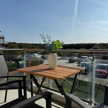 Апартаменты Strandhaus-nordseebrandung-fewo-b1-1